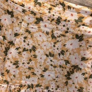 White and yellow floral skirt small